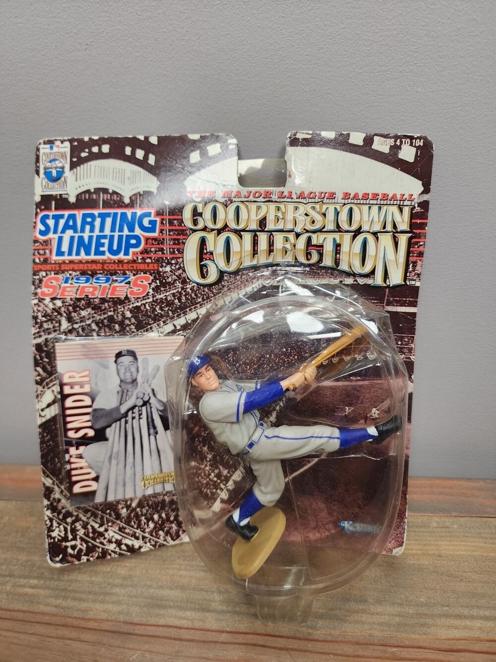 Starting Lineup 1997 Duke Snider Brooklyn Dodgers Cooperstown Collection New